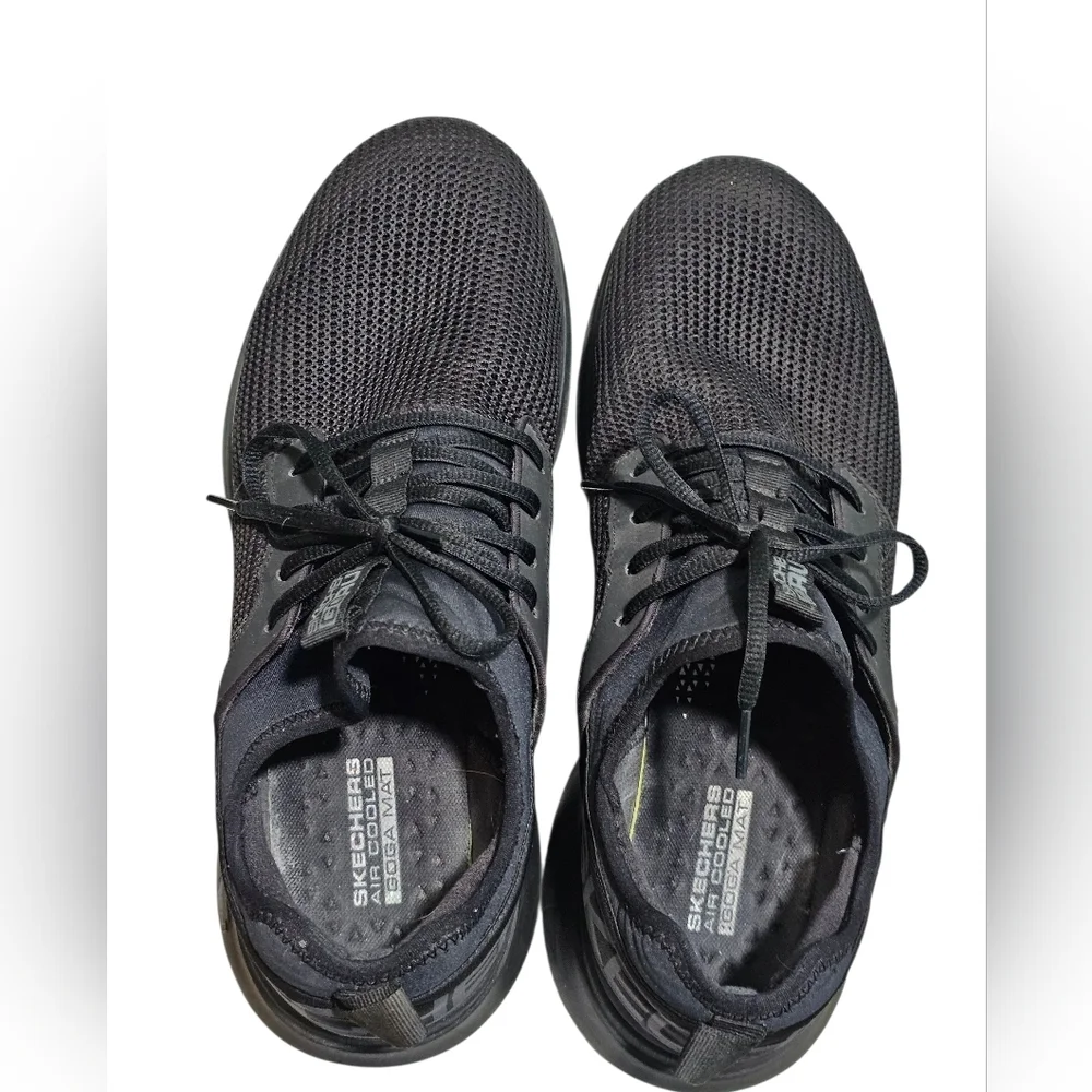 Skechers Mens 12 Black GOwalk Arch Fit Banlin Sneakers Air Cooled Goga Mat Comfy - Picture 7 of 8